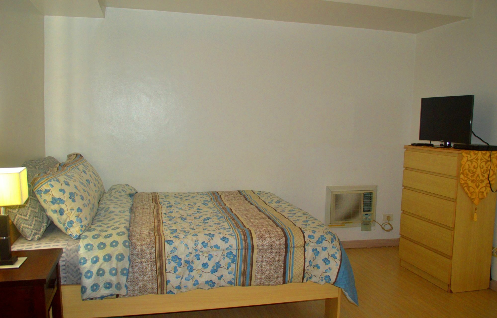 South Of Market Private Residences Taguig Bagian luar foto